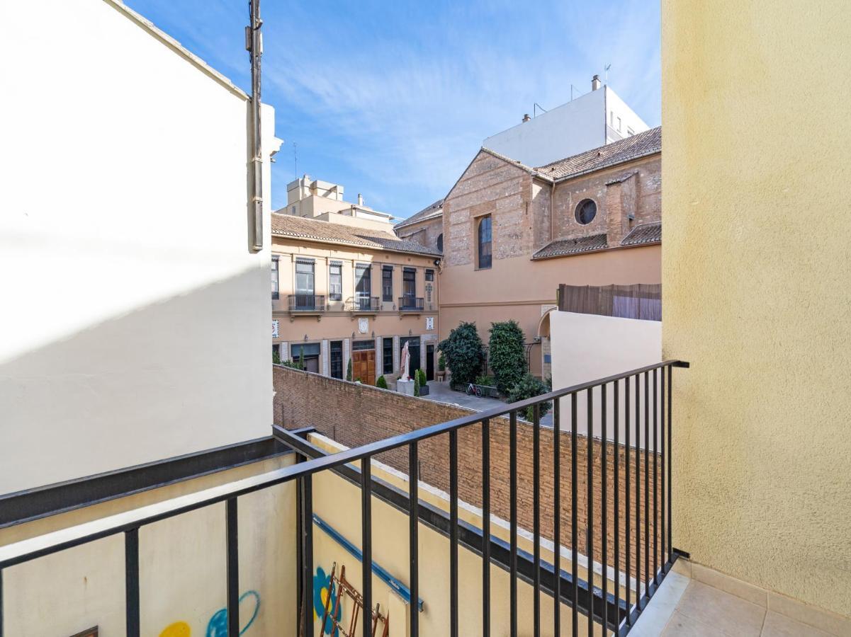 Oyo Style Apartments Puerto Valencia Exterior photo