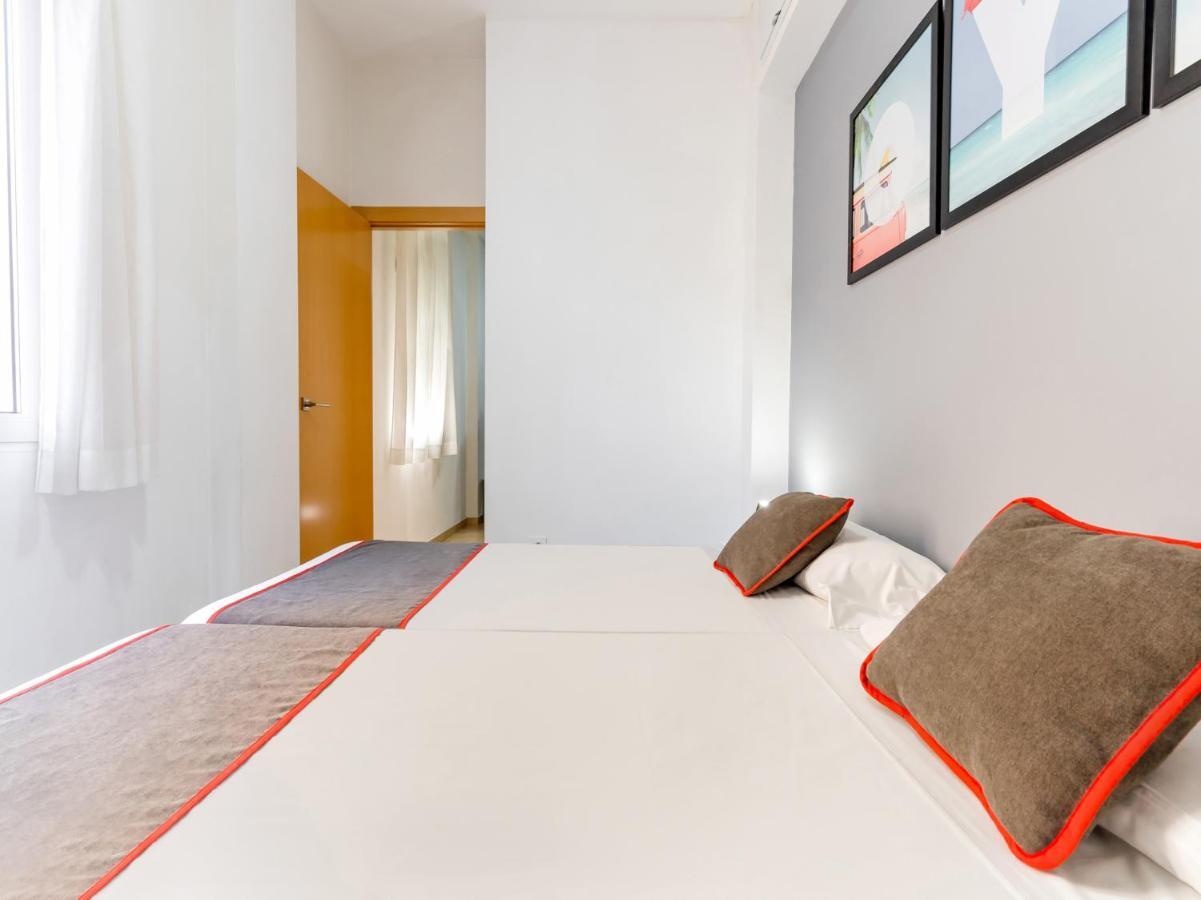 Oyo Style Apartments Puerto Valencia Exterior photo