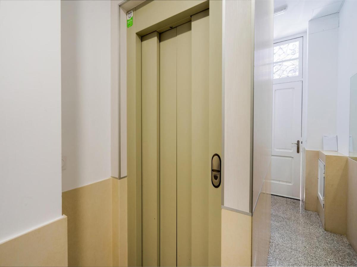 Oyo Style Apartments Puerto Valencia Exterior photo